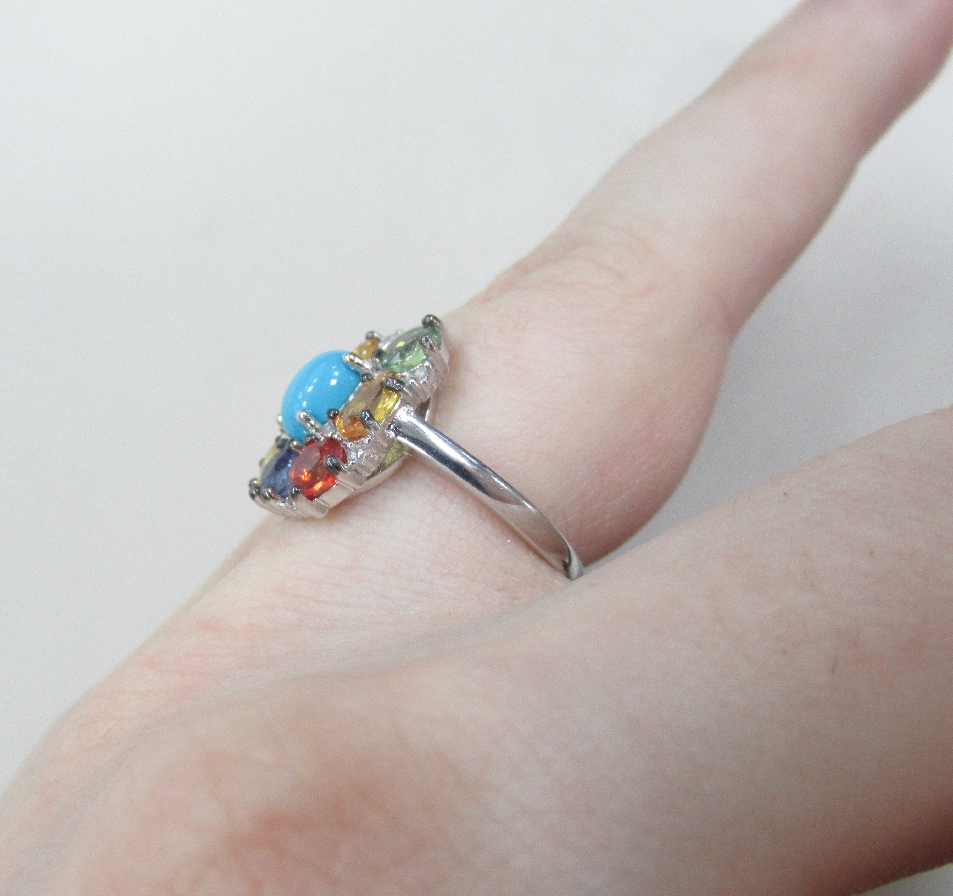 Серебряное кольцо с бирюзой и мальтисапфирами